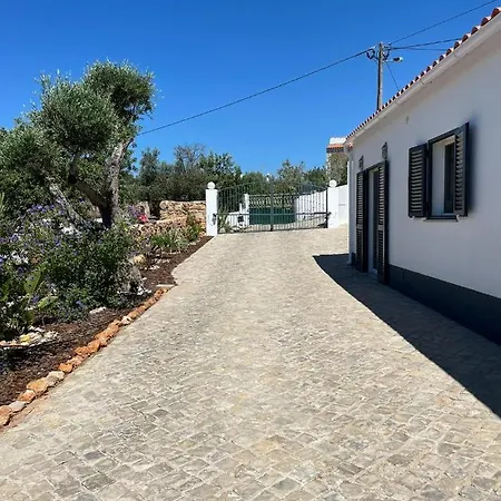 Apartment Beautiful In Semi-rural Setting *